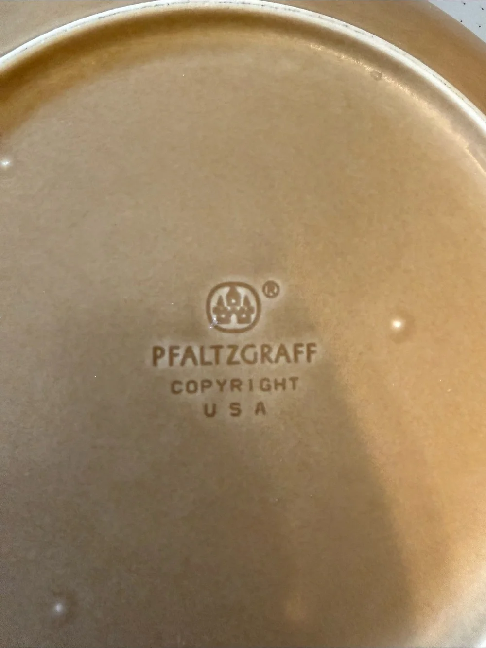 Set of 3 Pfaltzgraff Folk Art collection plates.